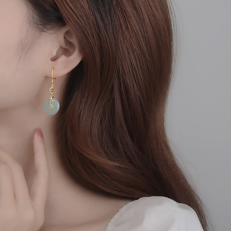 Elegant Silver Earring for Every Occasion