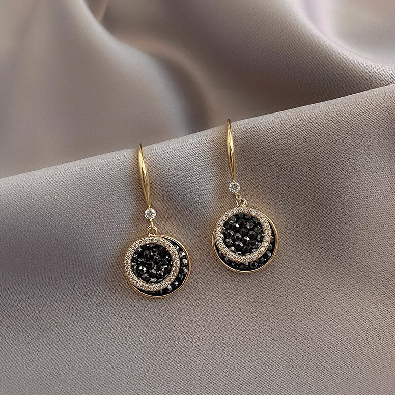 Elegant Earring for Every Occasion