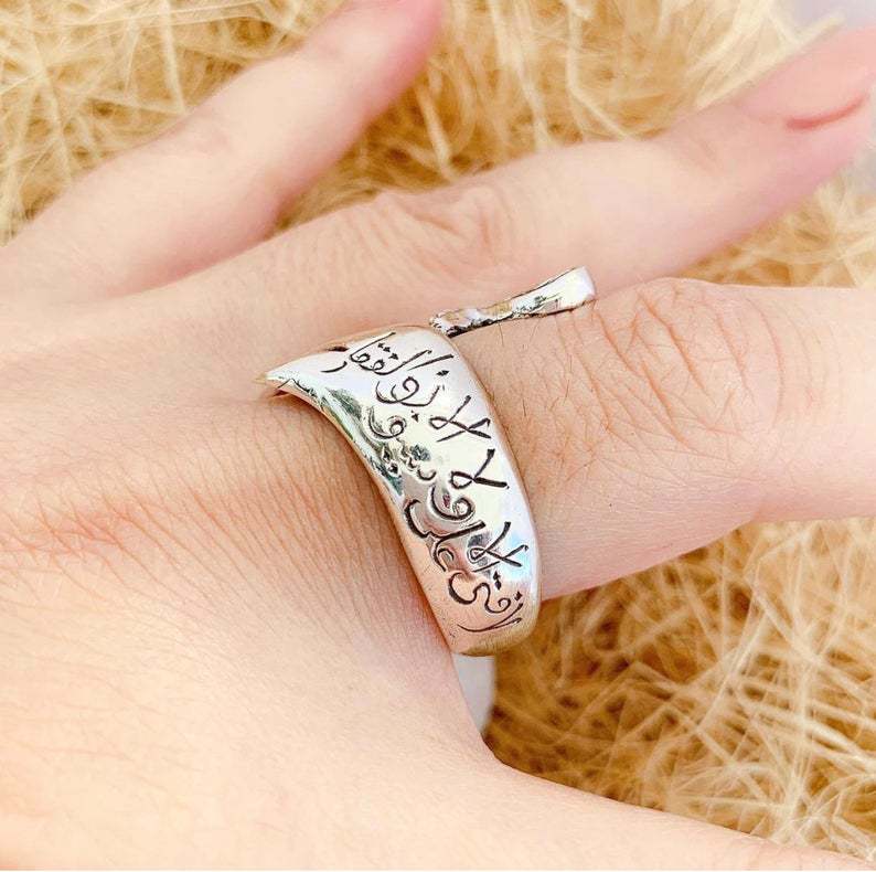 Charming Silver Ring for Any Occasion