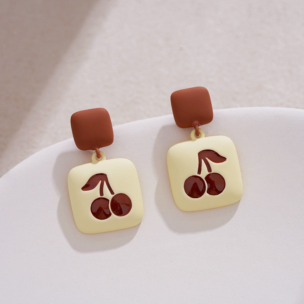 Classic Earring with Timeless Appeal