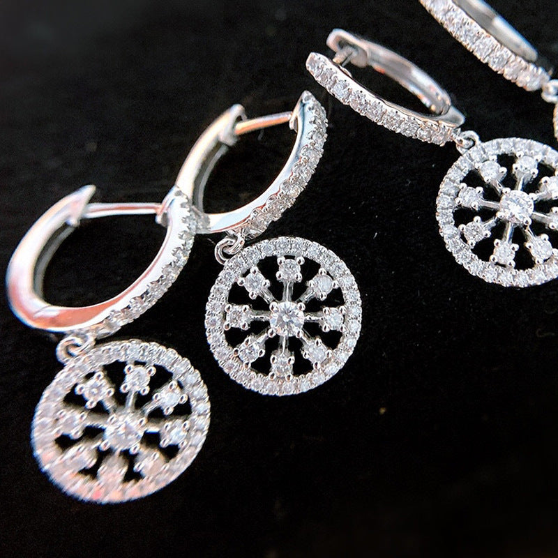 Charming Earring for Any Occasion