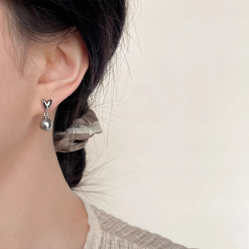 Romantic Pearl Earring for Special Moments
