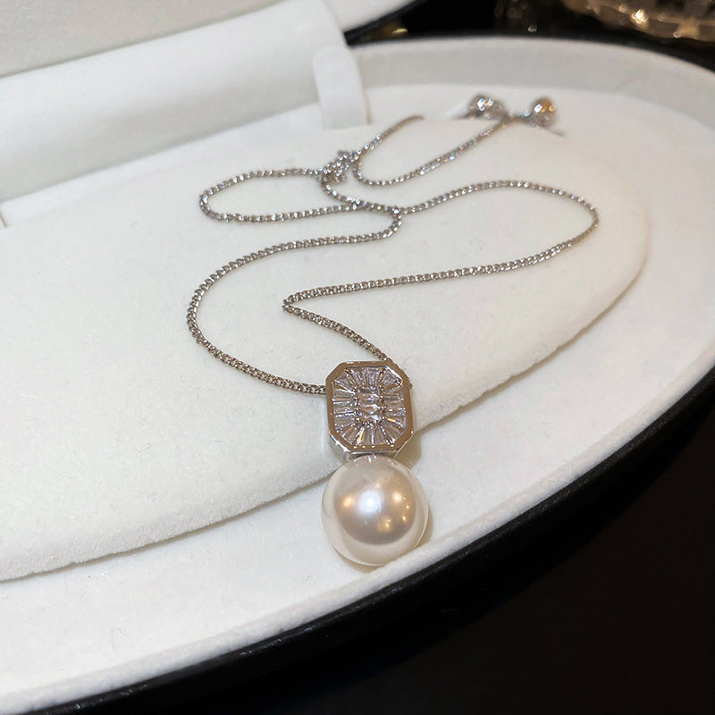 Charming Pearl Necklace for Any Occasion