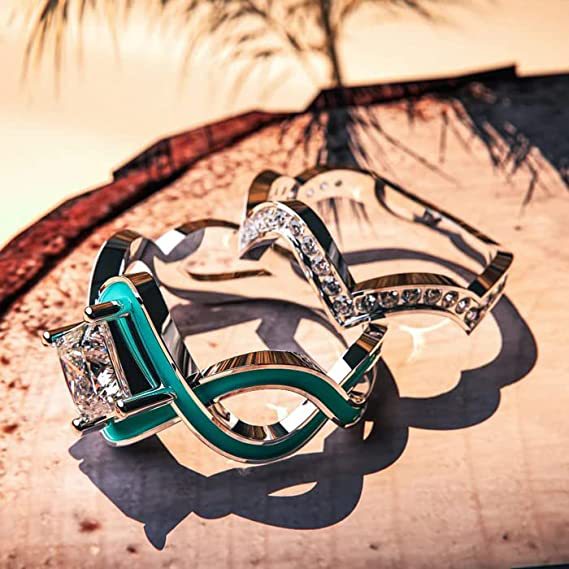 Charming Set for Any Occasion