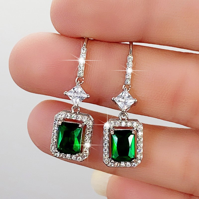 Romantic Earring for Special Moments