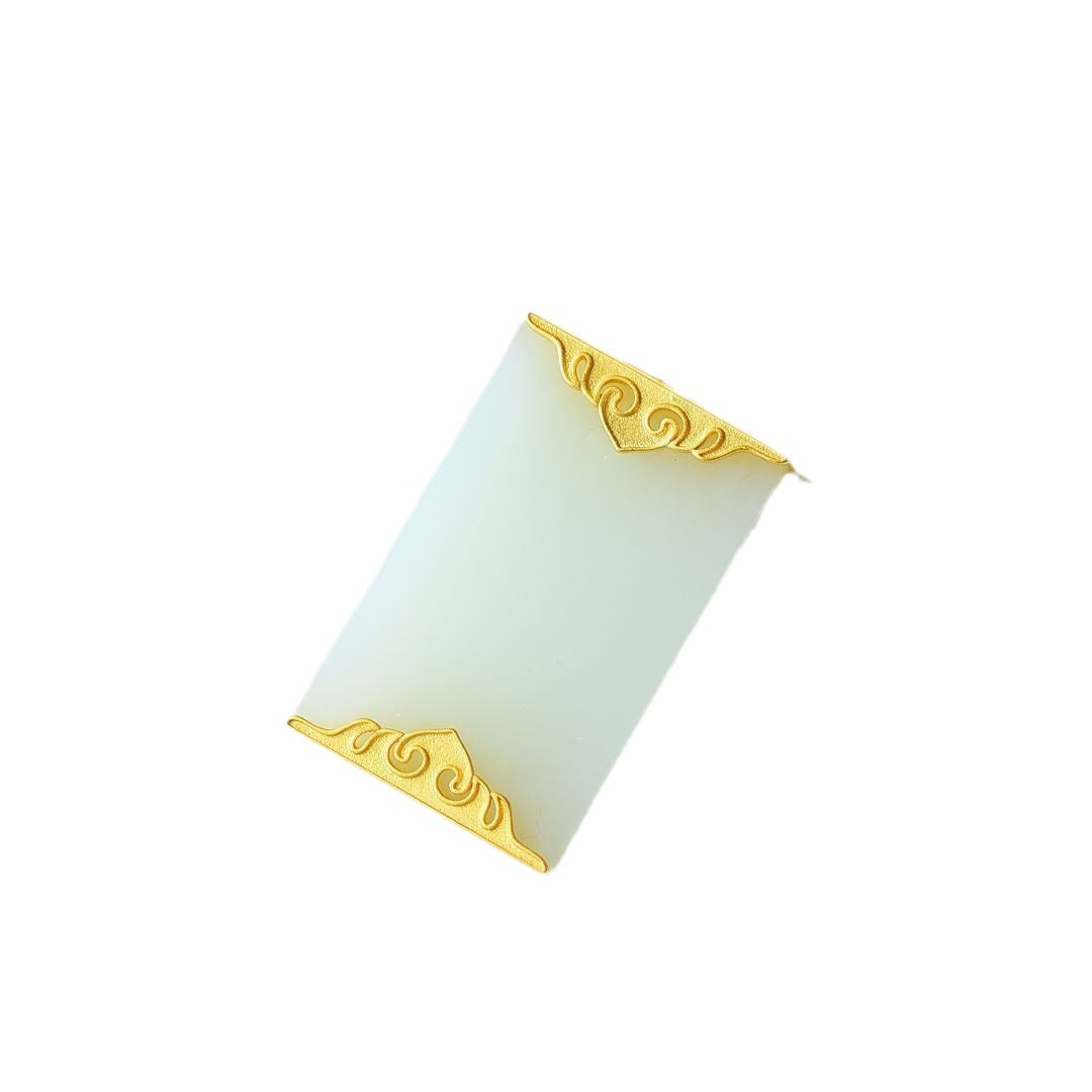 Beautiful Gold Set with Unique Style