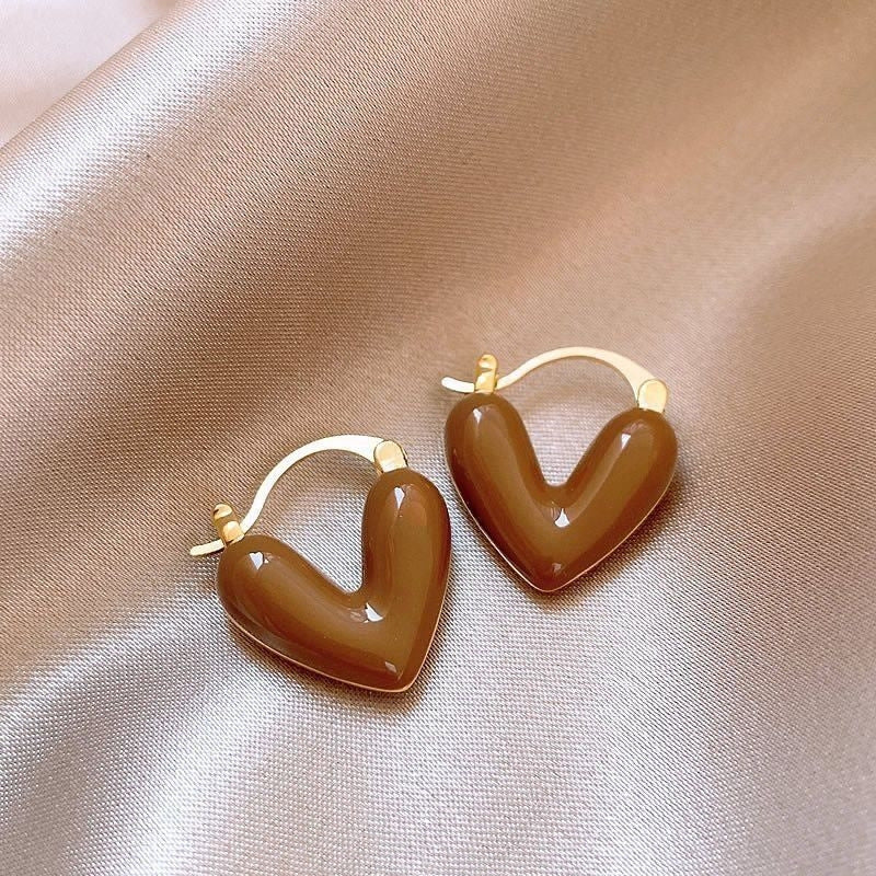 Classic Earring with Timeless Appeal