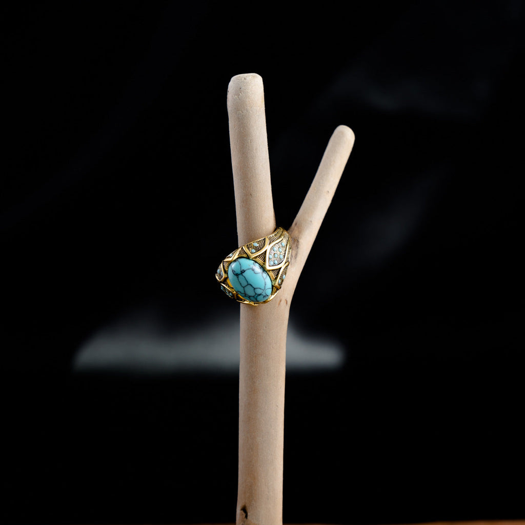 Elegant Gold Ring for Every Occasion