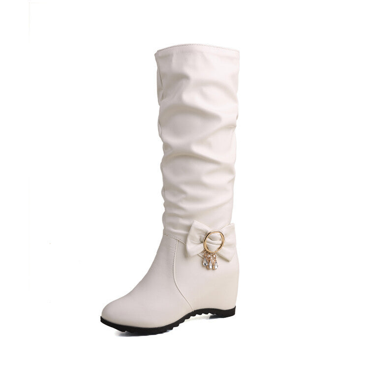 Graceful Orthopedic Boots for Modern Look
