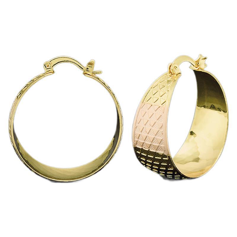 Classic Earring with Timeless Appeal