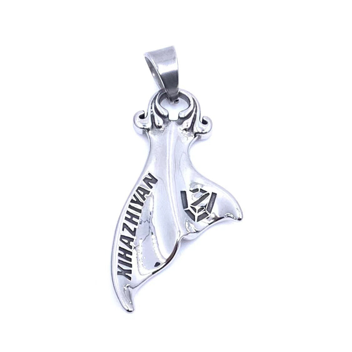 Classic Pendant with Timeless Appeal
