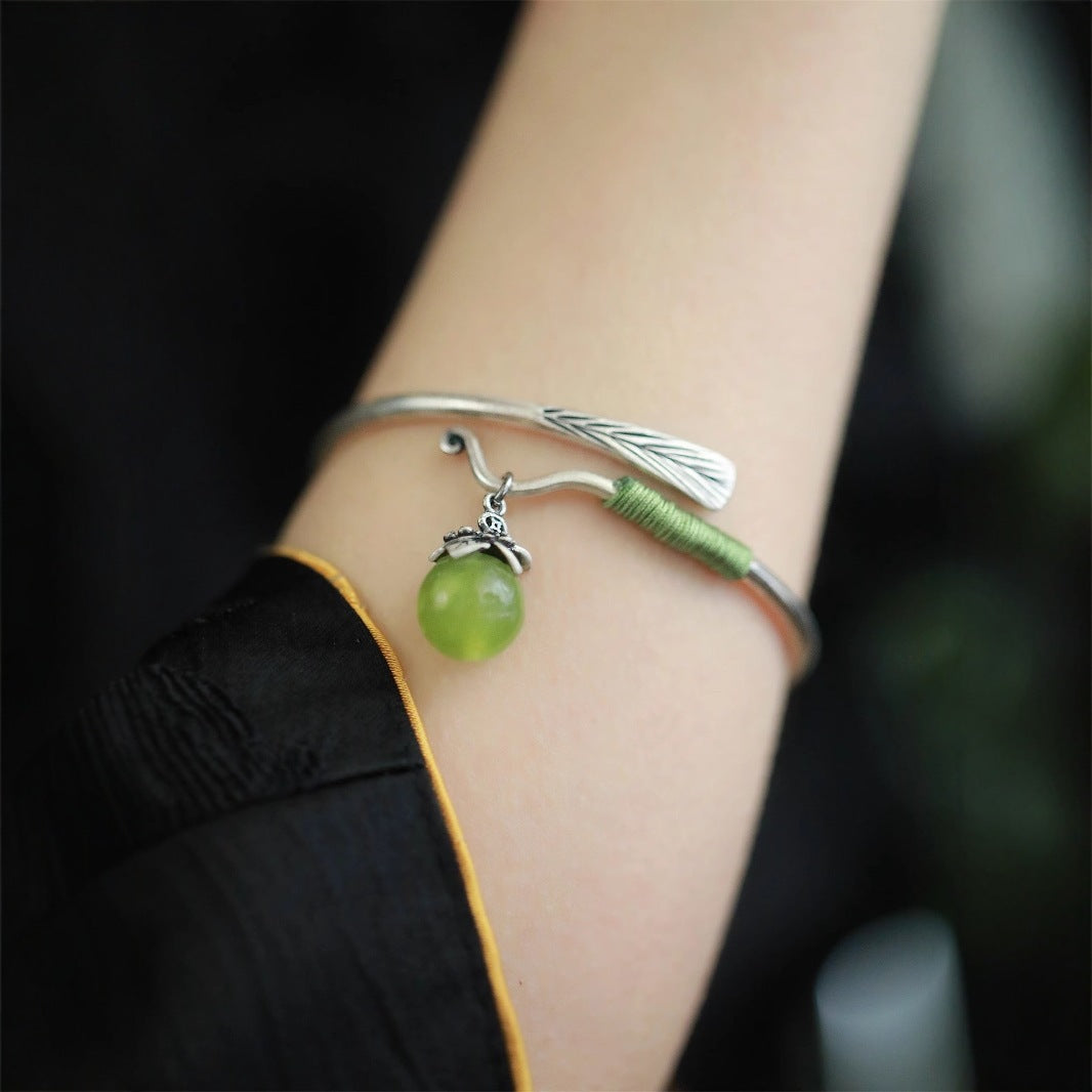 Romantic Silver Bracelet for Special Moments