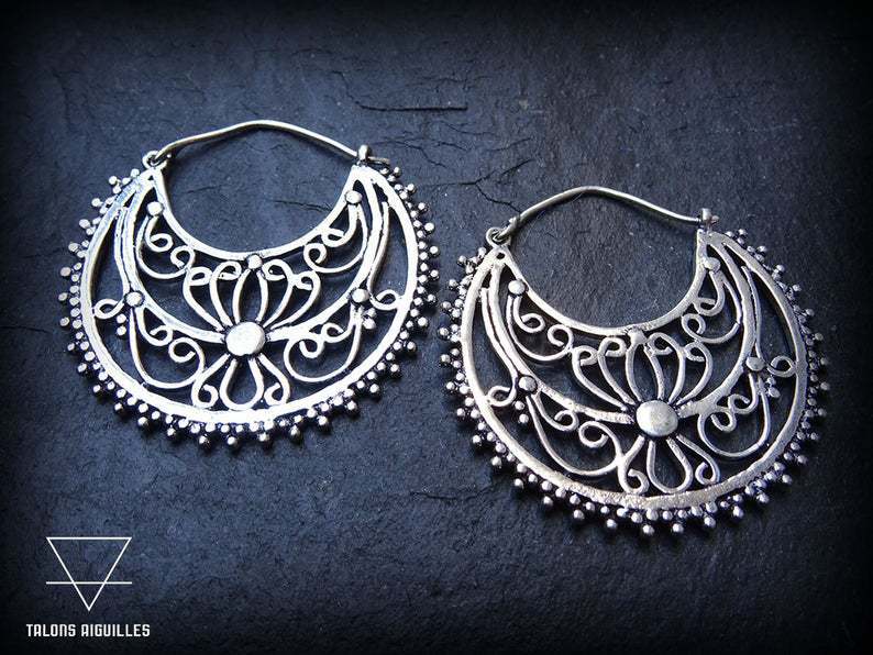 Vintage Handmade Earring