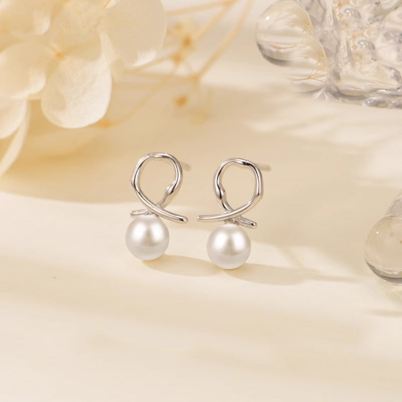 Stunning Pearl Earring for Daily Wear