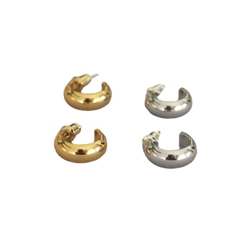 Elegant Gold Earring for Every Occasion