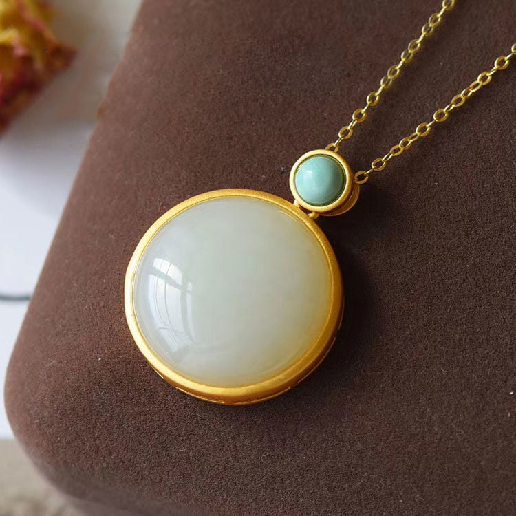 Elegant Silver Necklace for Every Occasion