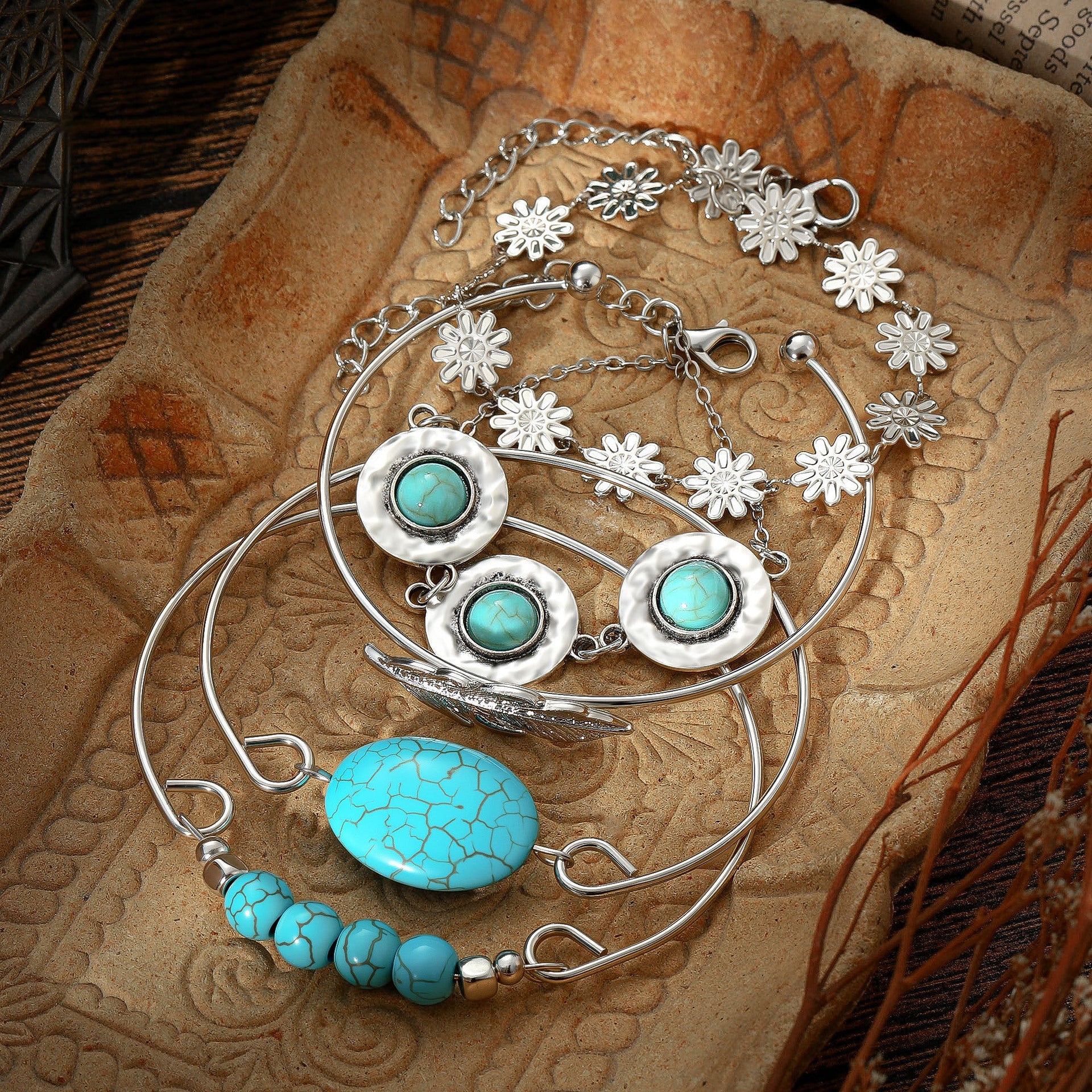 Charming Piece for Any Occasion