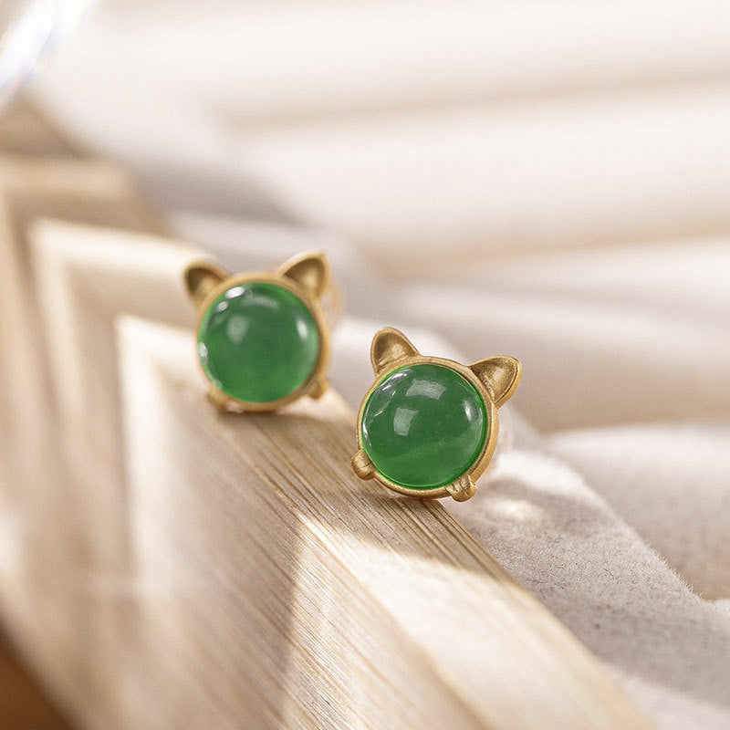 Romantic Gold Earring for Special Moments