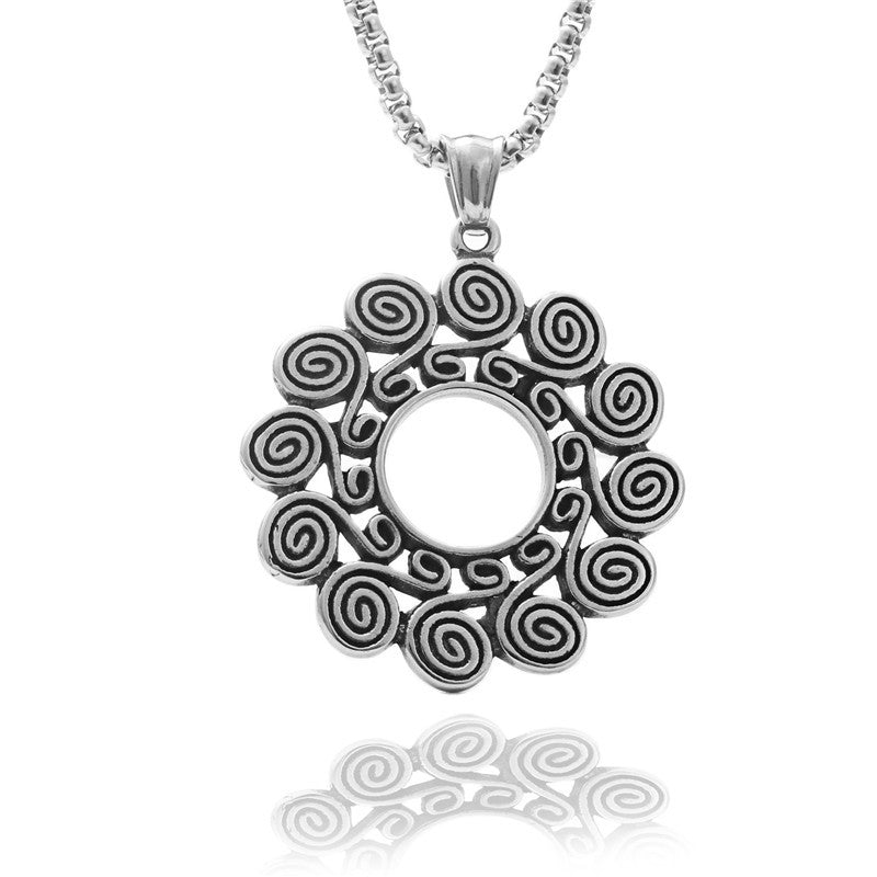 Charming Pendant for Any Occasion