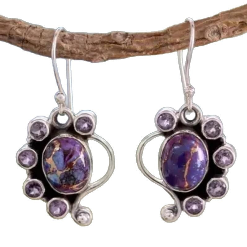 Charming Piece for Any Occasion