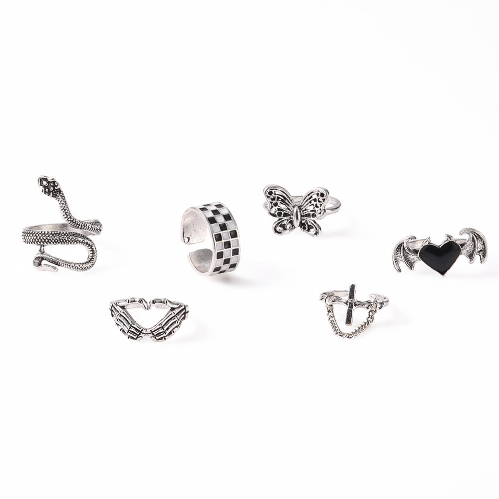 Beautiful Set with Unique Style