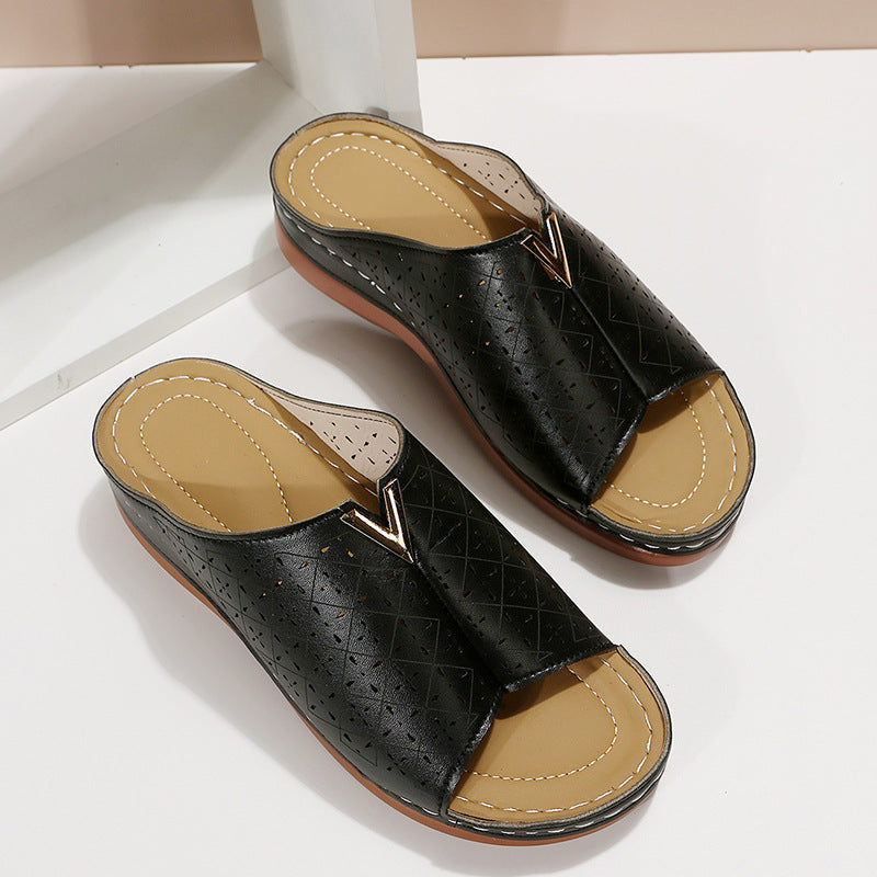 Chic Orthopedic Sandals with Unique Design