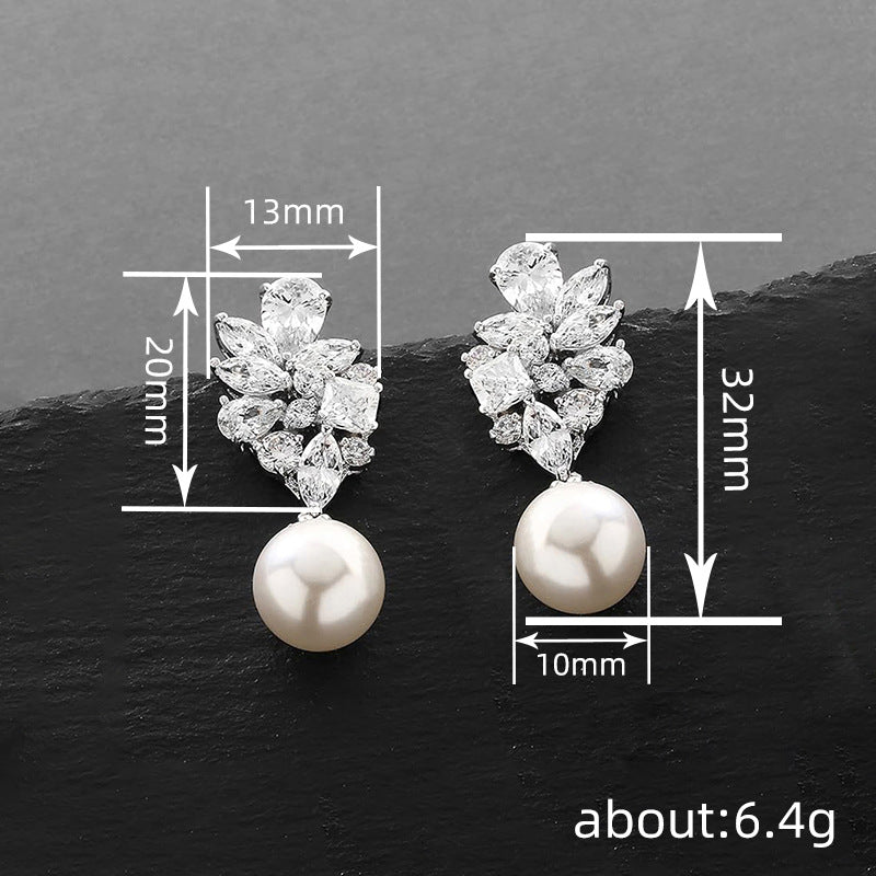 Beautiful Pearl Earring with Unique Style