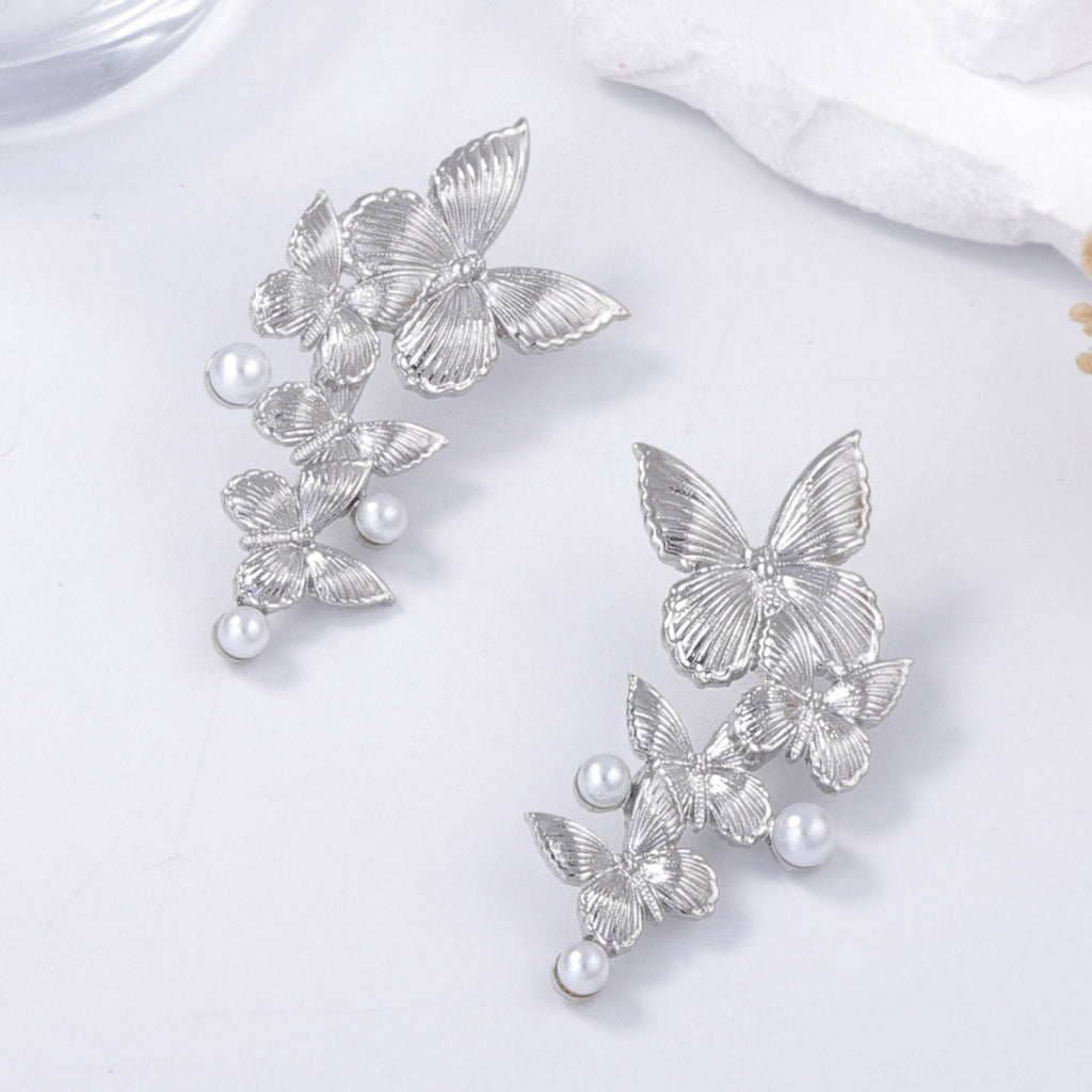 Stunning Pearl Earring for Daily Wear