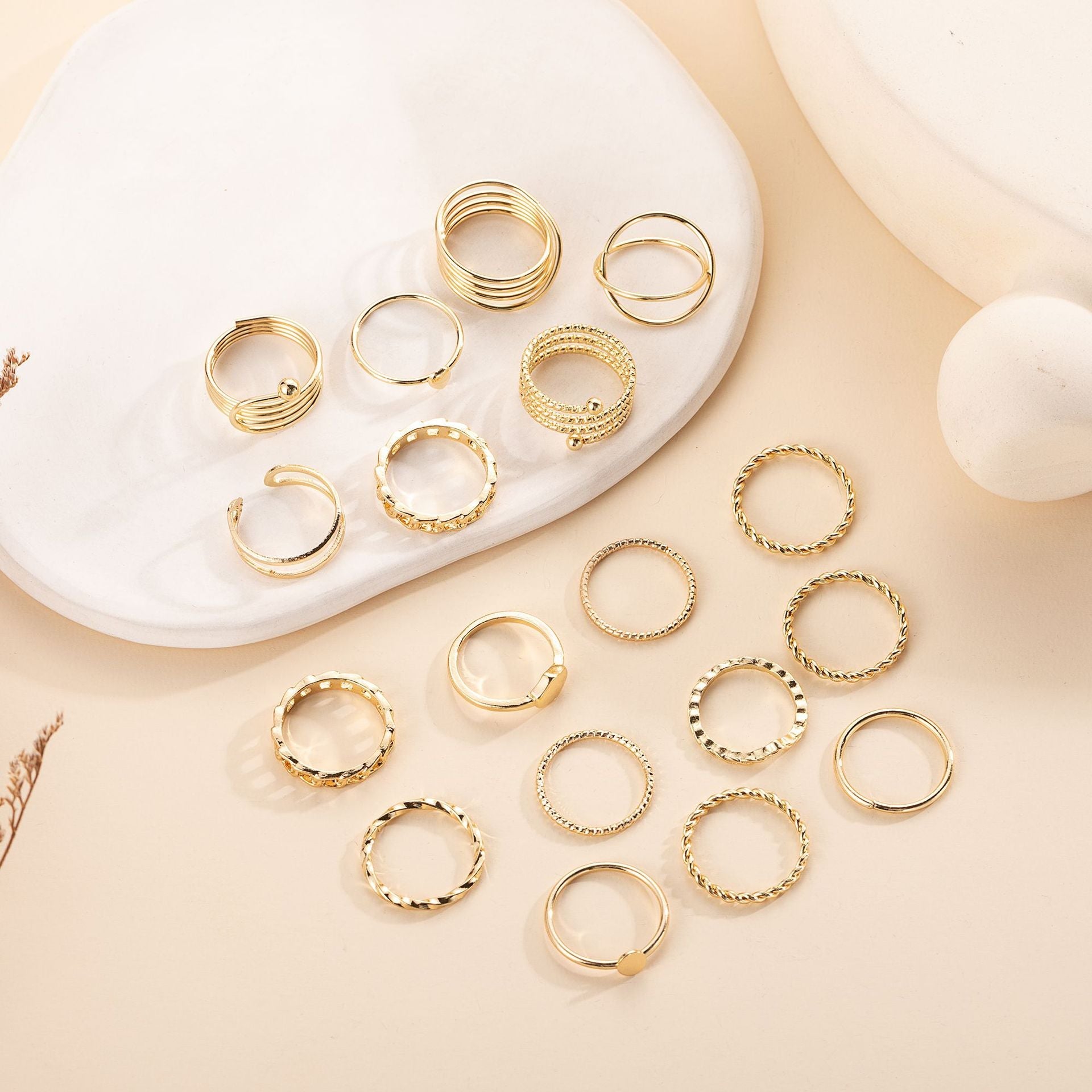 Elegant Gold Chain for Every Occasion