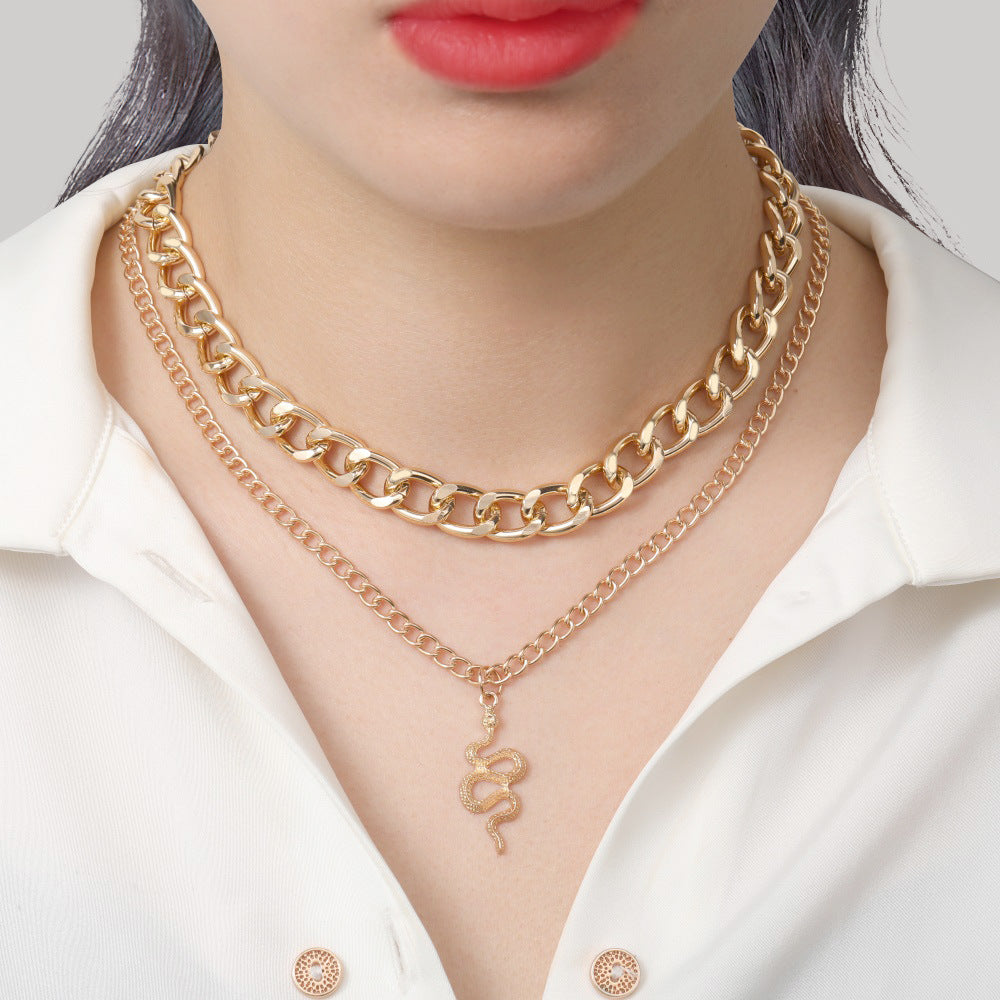Elegant Gold Necklace for Every Occasion