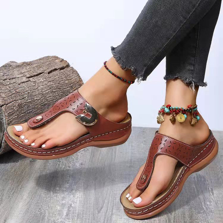 Chic Orthopedic Sandals with Unique Design