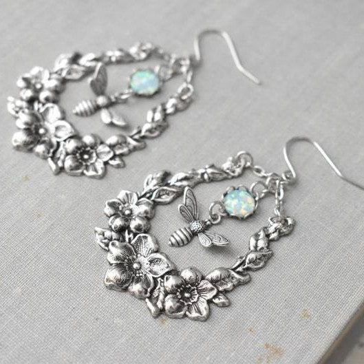 Romantic Silver Earring for Special Moments