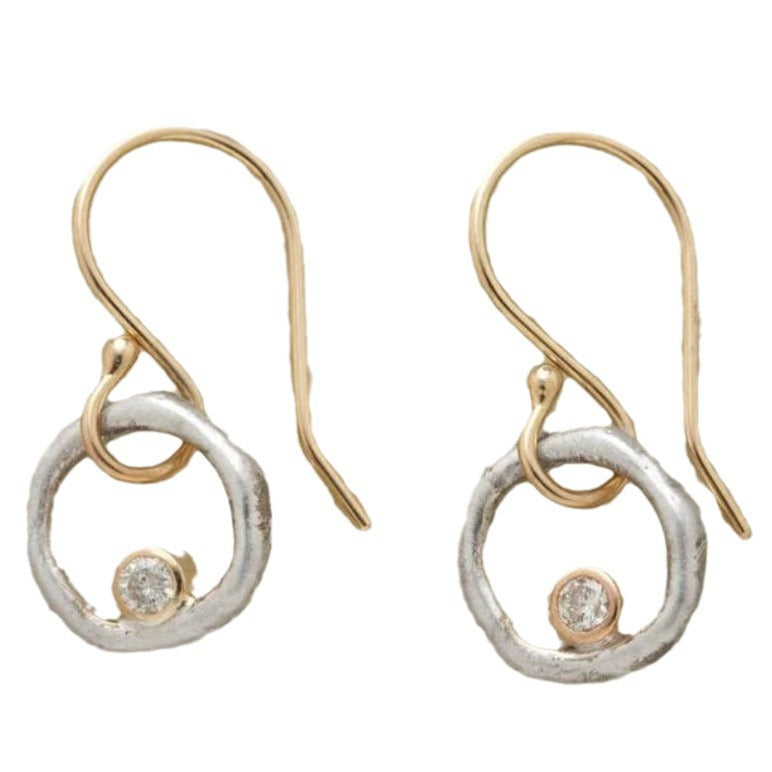 Classic Earring with Timeless Appeal