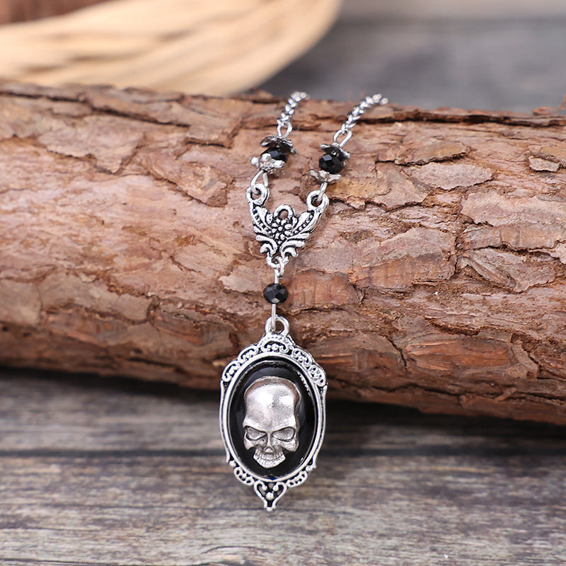 Stunning Necklace for Daily Wear