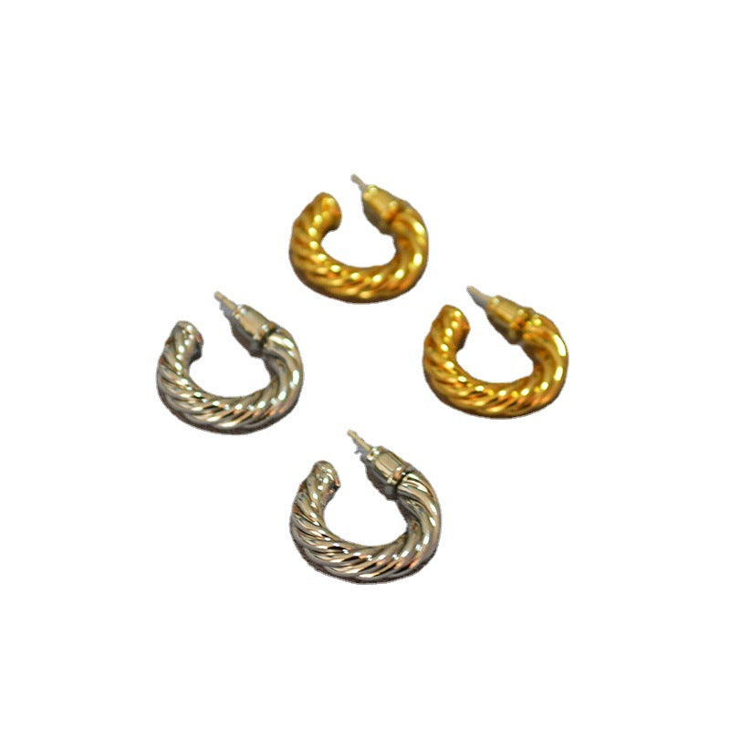 Stunning Silver Earring for Daily Wear