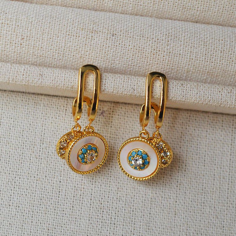 Romantic Silver Earring for Special Moments