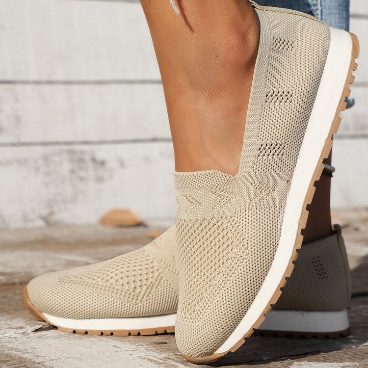 Classic Orthopedic Sneakers with Timeless Style