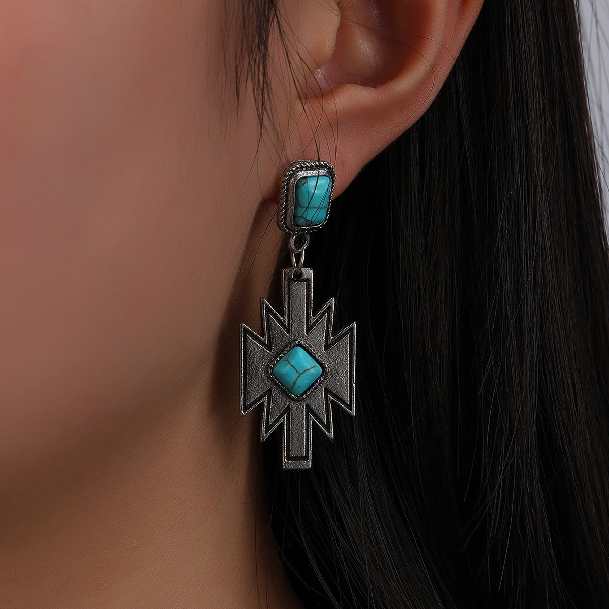 Vintage Handmade Earring