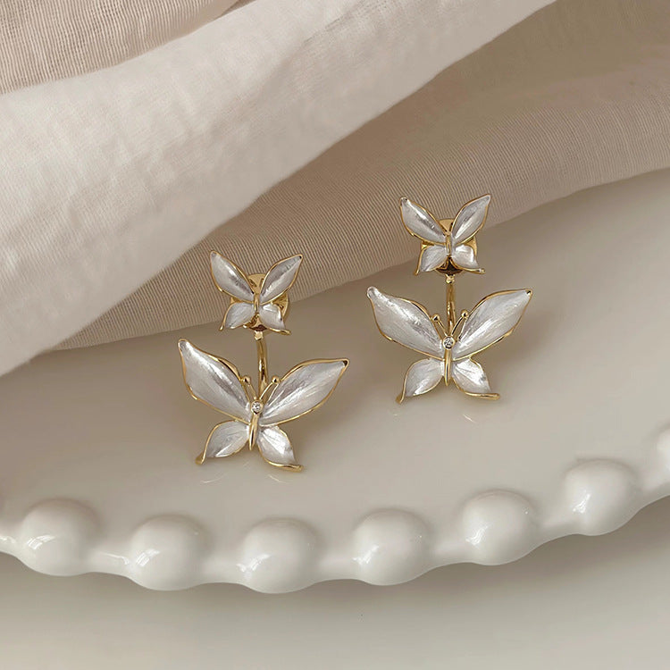 Beautiful Earring with Unique Style