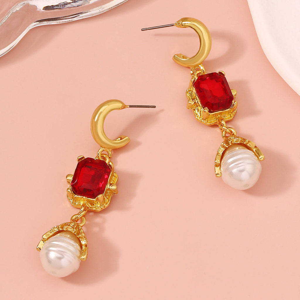 Elegant Pearl Earring for Every Occasion