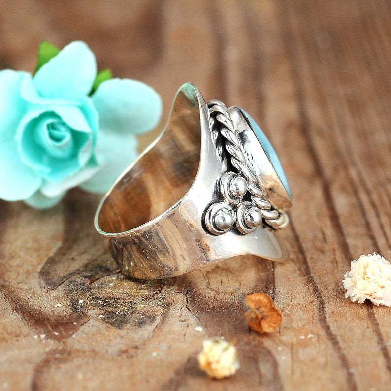 Elegant Silver Ring for Every Occasion