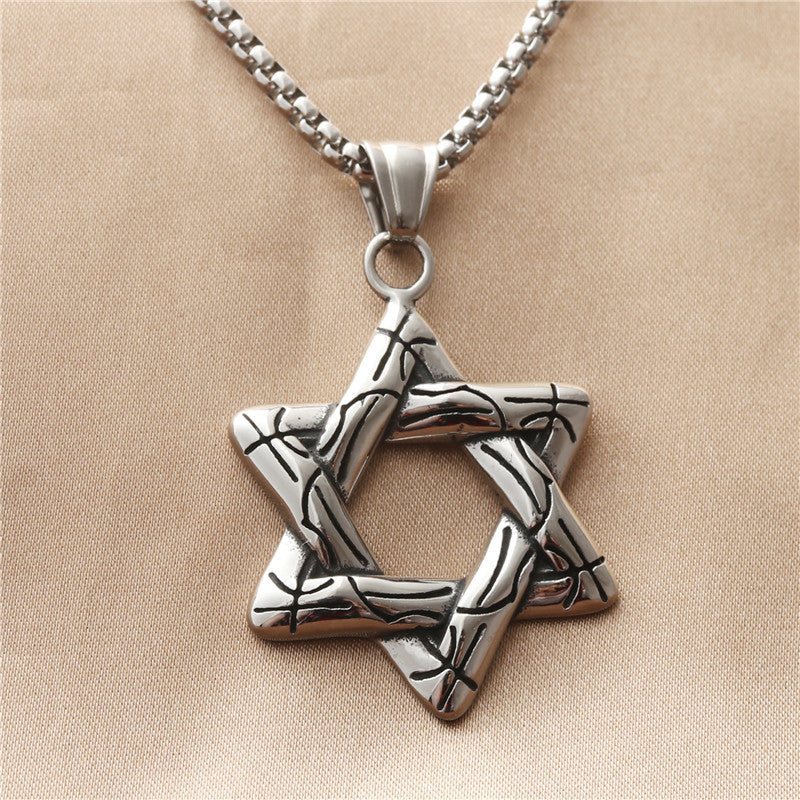 Classic Pendant with Timeless Appeal