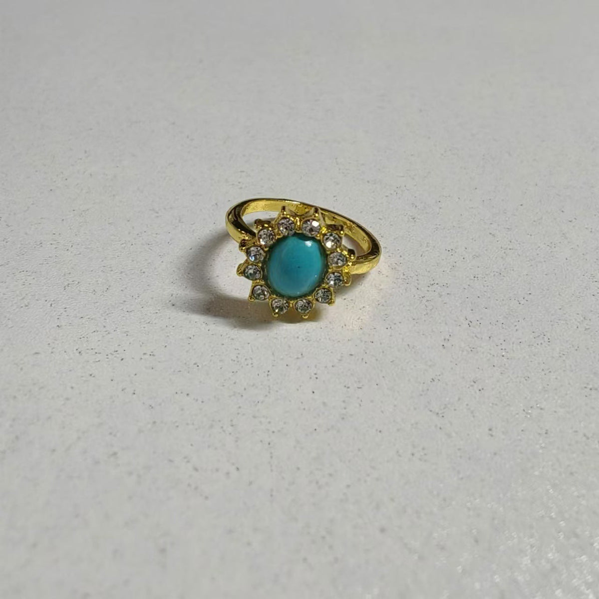 Classic Ring with Timeless Appeal