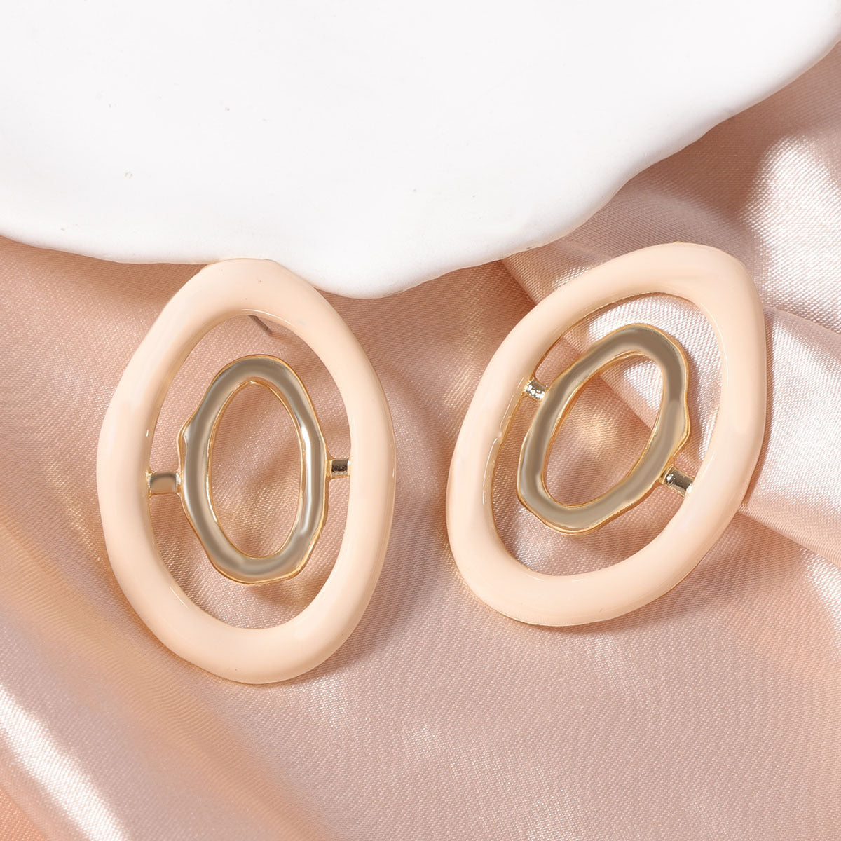 Beautiful Earring with Unique Style