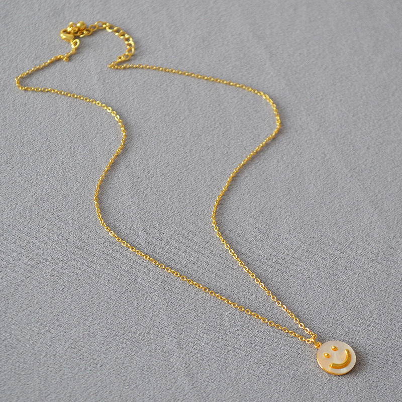 Romantic Gold Necklace for Special Moments