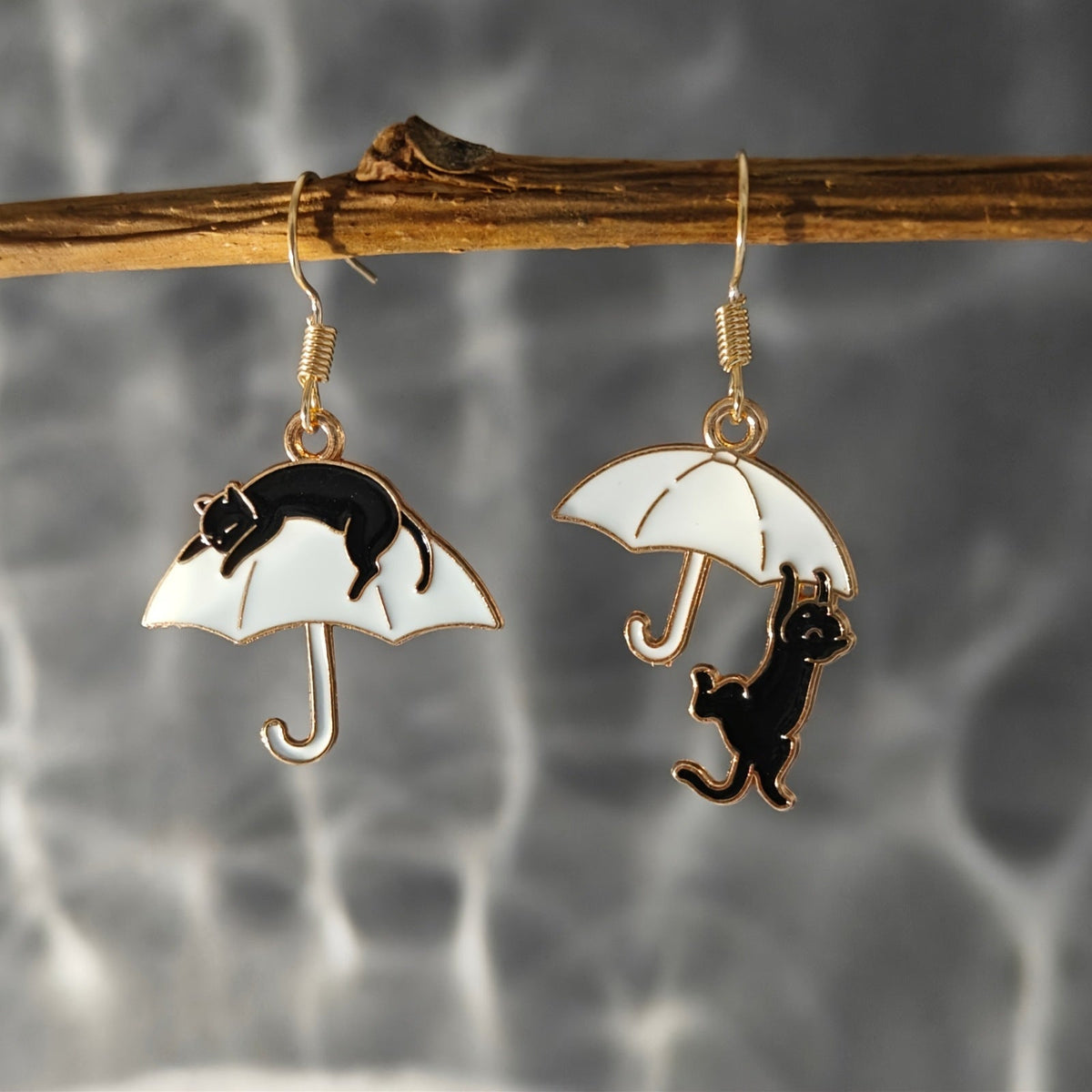 Charming Earring for Any Occasion