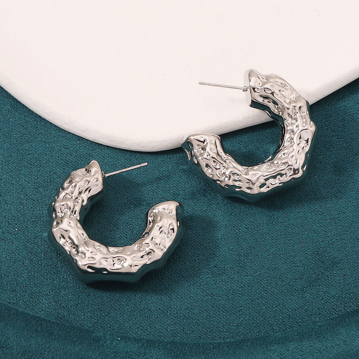 Classic Earring with Timeless Appeal