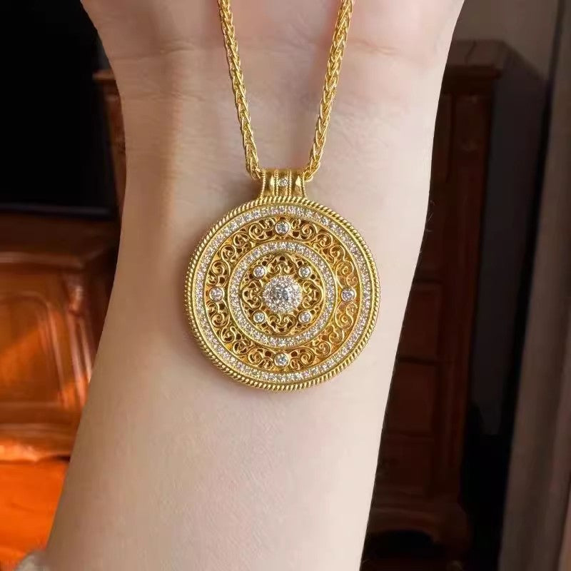 Charming Piece for Any Occasion