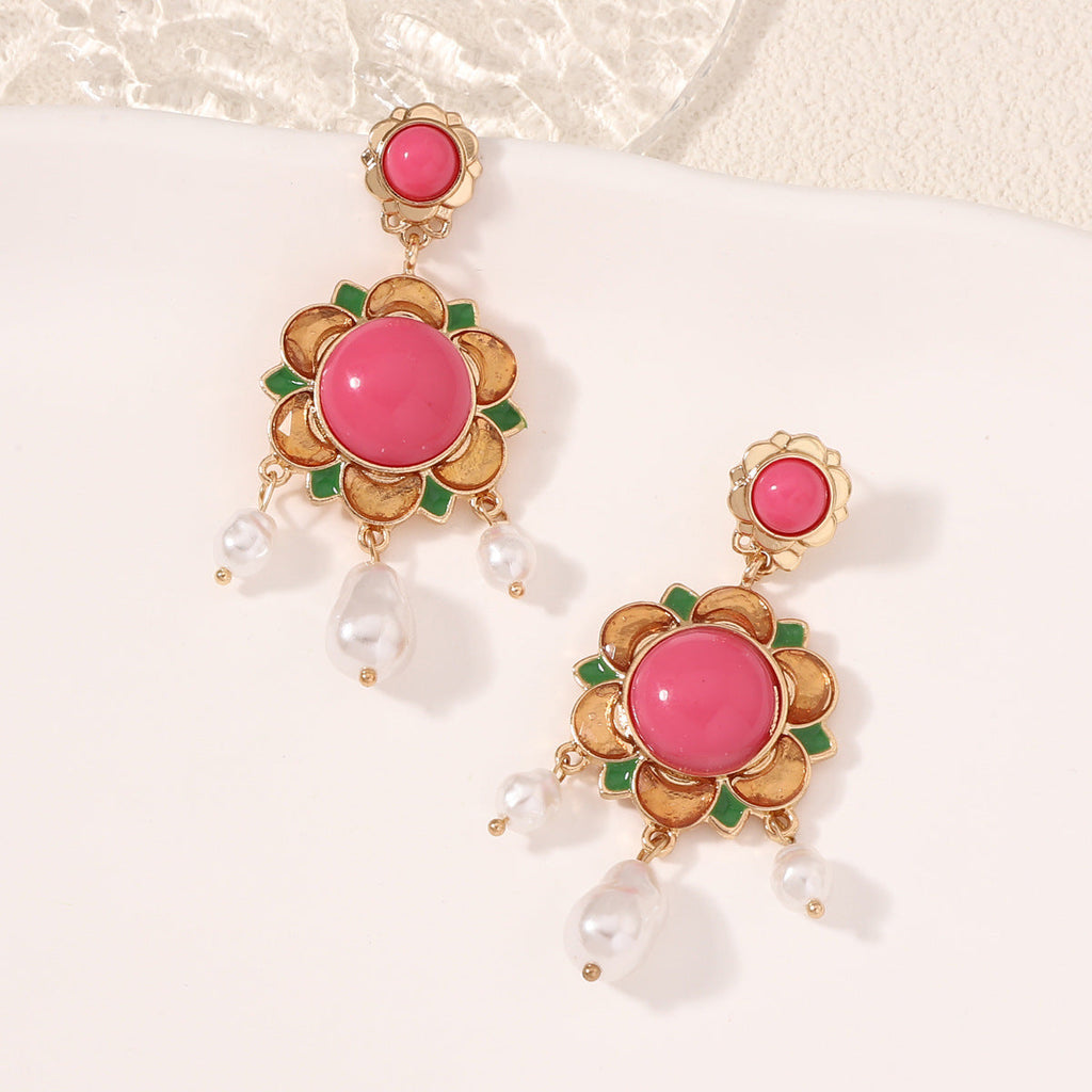 Romantic Pearl Earring for Special Moments