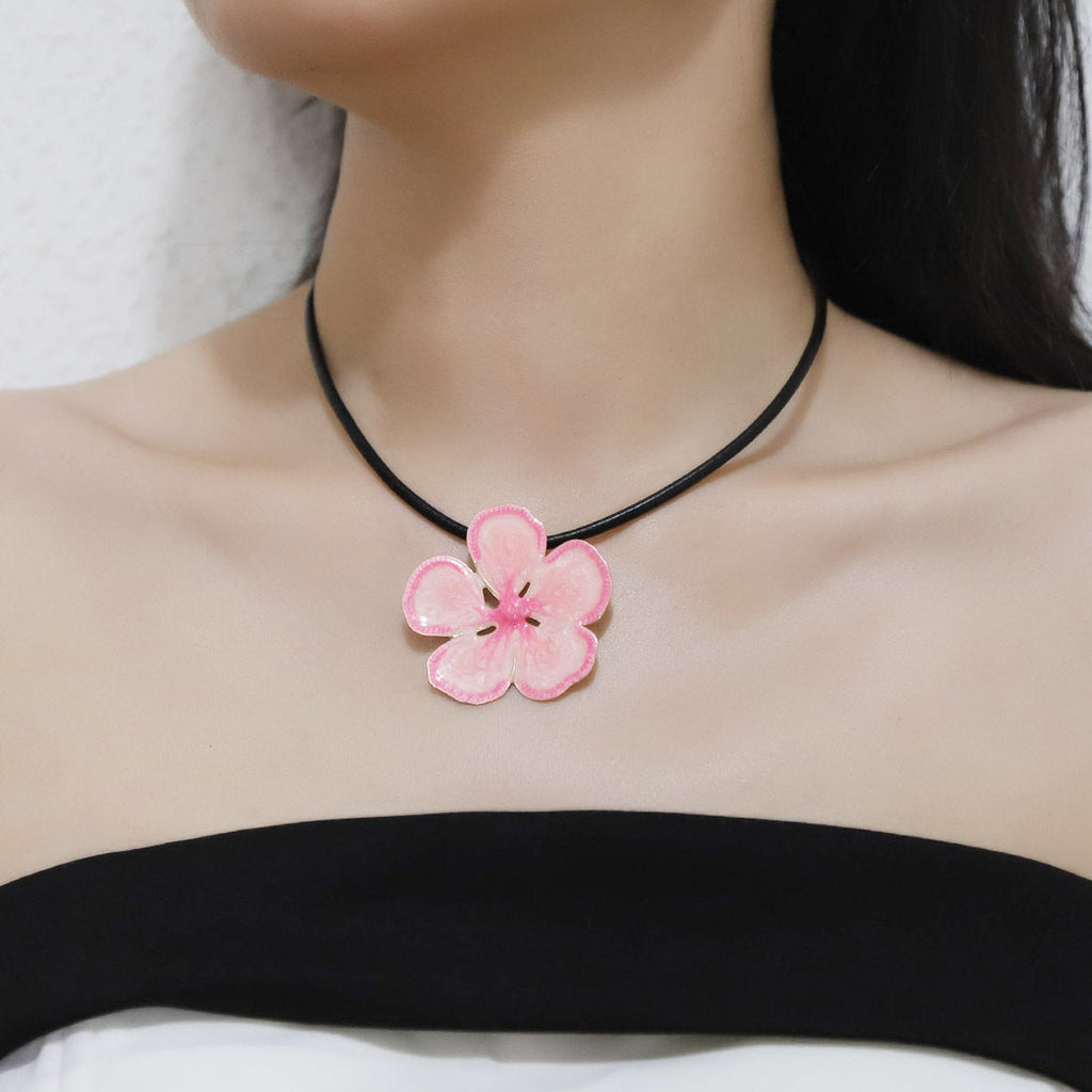 Charming Pendant for Any Occasion